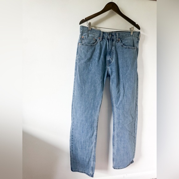 Men’s Levis 505 Regular Fit Jeans - Picture 2 of 8